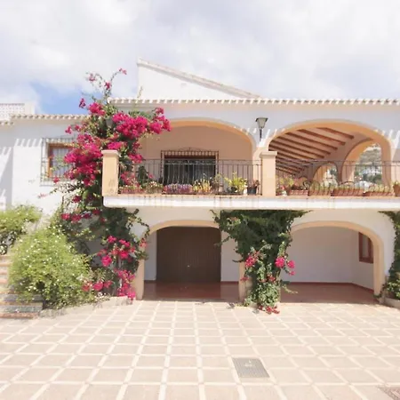 Villa- Calas